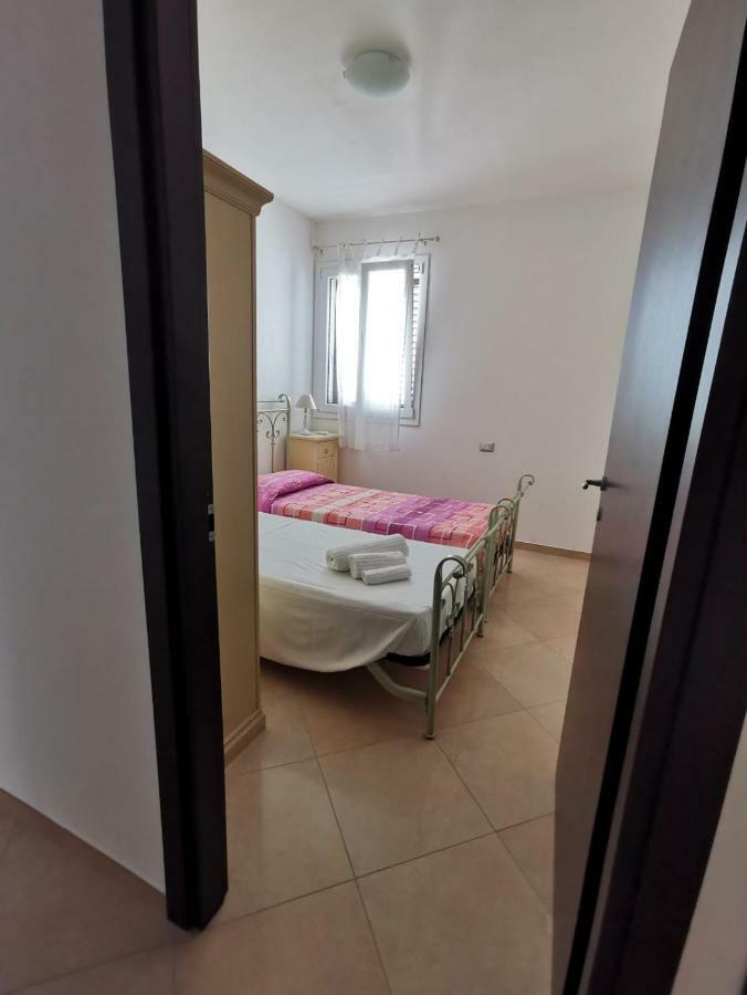 شقة Casa Graziella SantʼAntìoco المظهر الخارجي الصورة